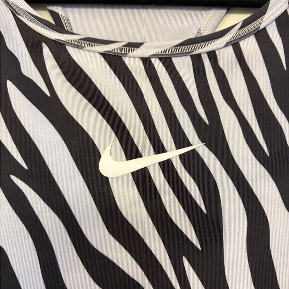 NIKE Dri-FIT Swoosh Icon Clash Women's Sports Bra Zebra Print Size 1X - Picture 3 of 4